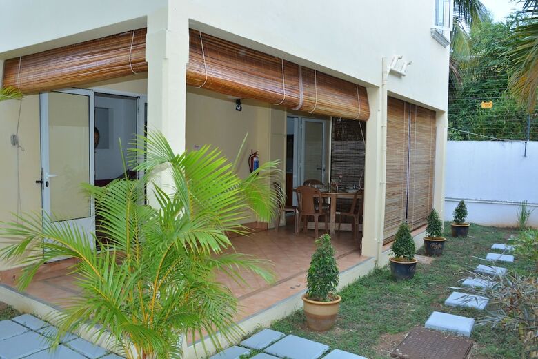 Apartamentos La Pointe Villas