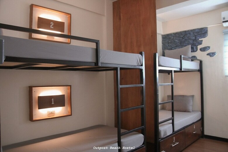 Hostal Outpost Beach Hostel - Adults Only