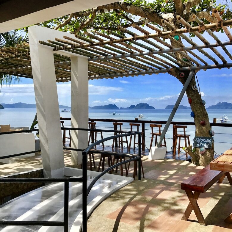 Hostal Outpost Beach Hostel - Adults Only