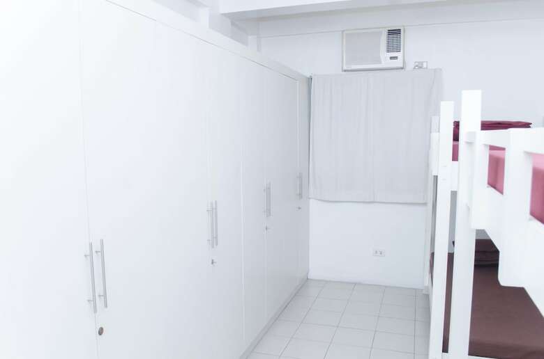 Hostal Tarasa Hostel