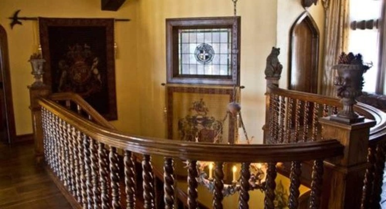 Highlands Castle