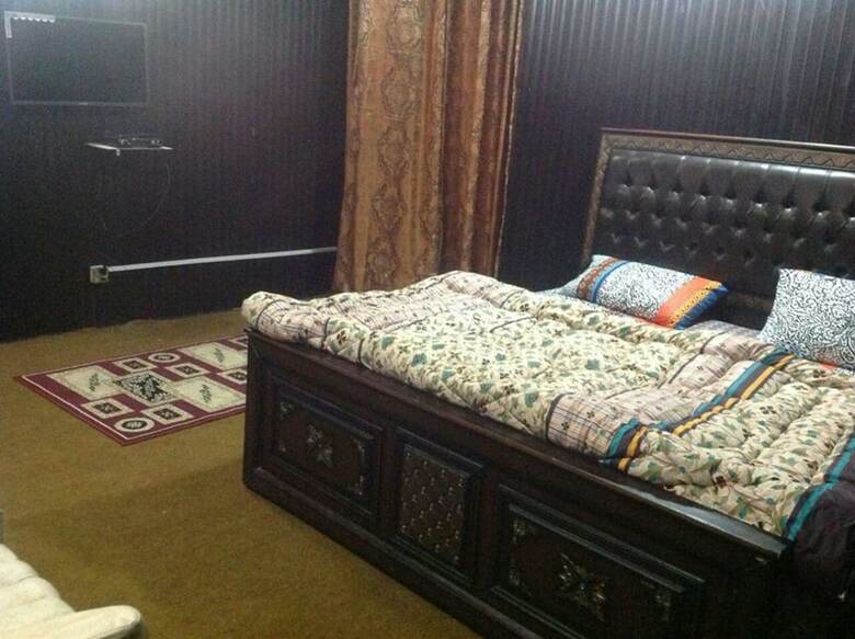 Hotel Sharda Resort