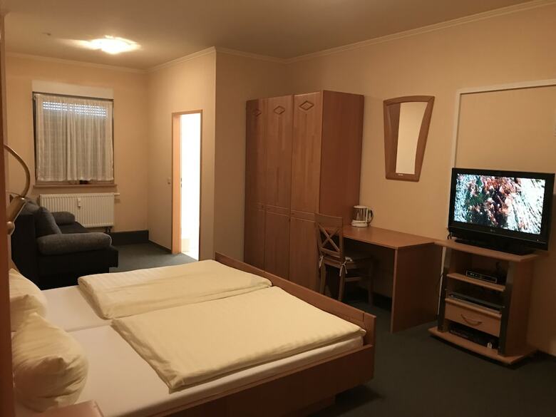 Hostal Garni Hotel Viktoria