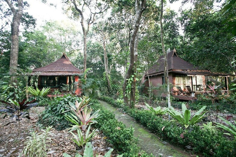 Hotel Bamboo Bungalows