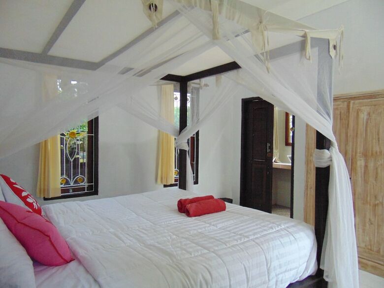 Bed & Breakfast Leggies Bungalows