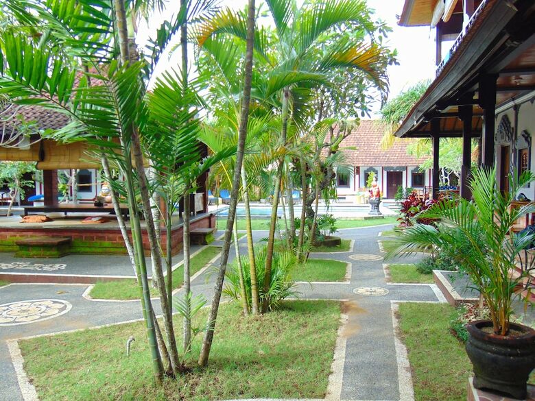 Bed & Breakfast Leggies Bungalows
