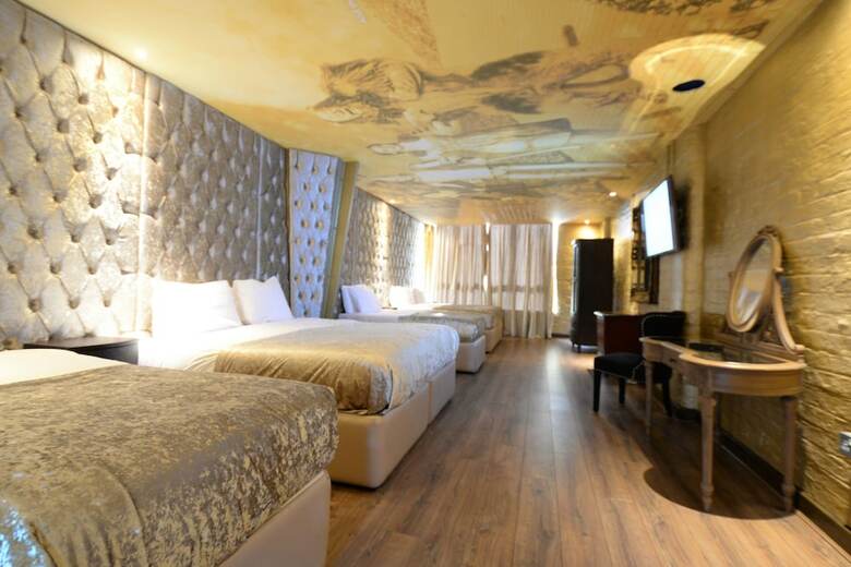 Arthouse Hotel
