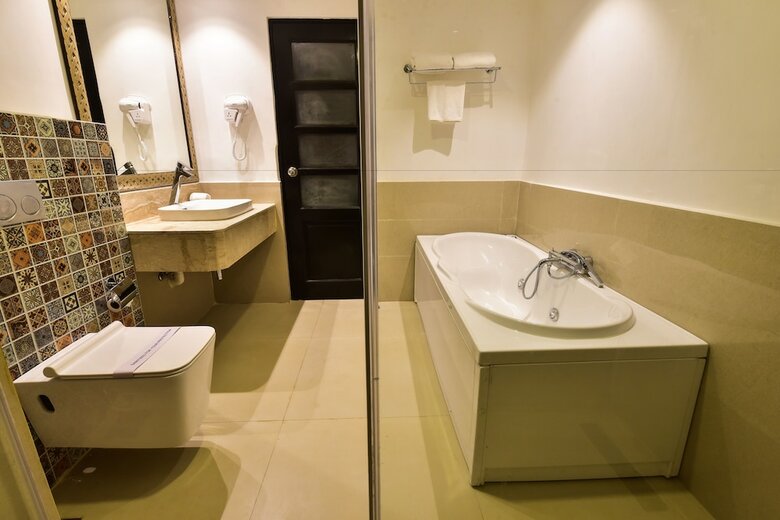 Hotel Silver Sands Serenity