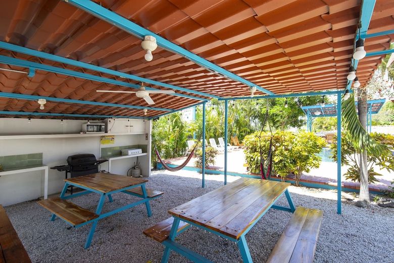 Hotel Cabinas Diversion Tropical