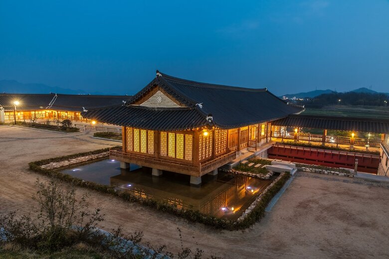 Youngsanjae Hanok Hotel