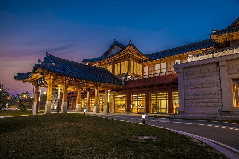 Youngsanjae Hanok Hotel