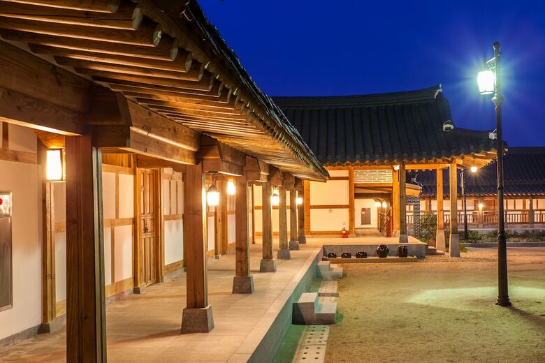 Youngsanjae Hanok Hotel