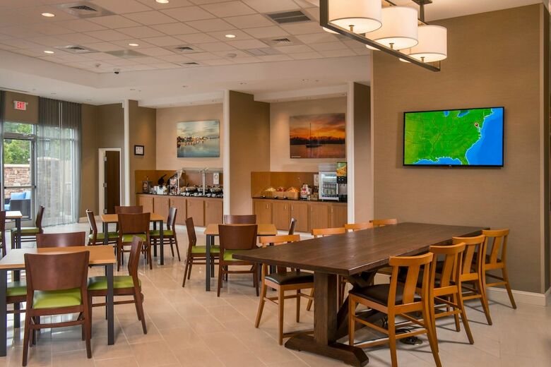 Hotel Fairfield Inn And Suites By Marriott Washington