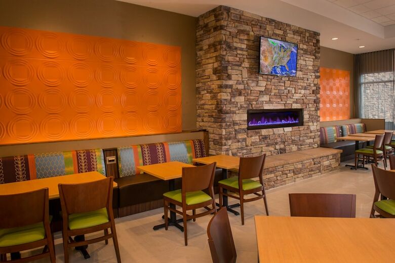 Hotel Fairfield Inn And Suites By Marriott Washington