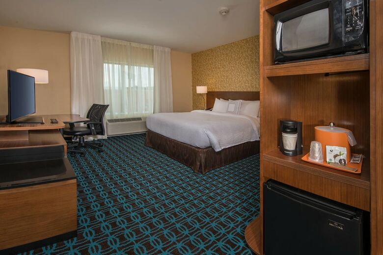 Hotel Fairfield Inn And Suites By Marriott Washington