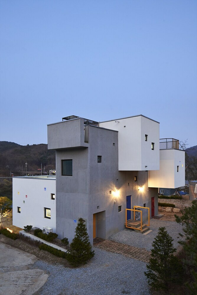 Noilriver Pension