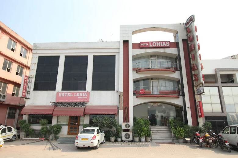 Hotel Lohias Delhi Airport