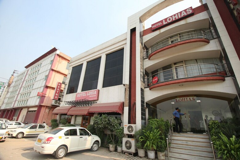 Hotel Lohias Delhi Airport