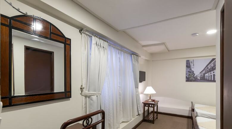 Hotel Zen Rooms Metro Vigan Annex