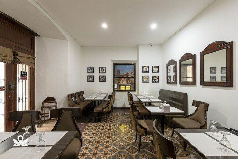 Hotel Zen Rooms Metro Vigan Annex