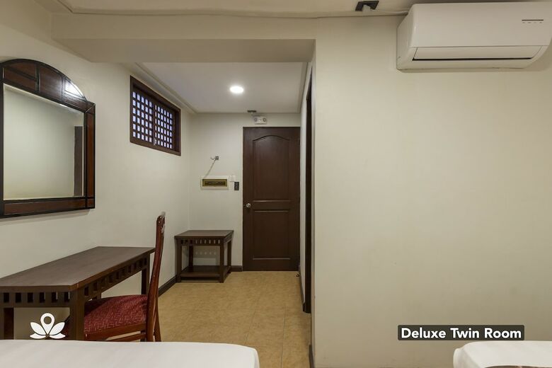 Hotel Zen Rooms Metro Vigan Annex