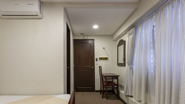 Hotel Zen Rooms Metro Vigan Annex