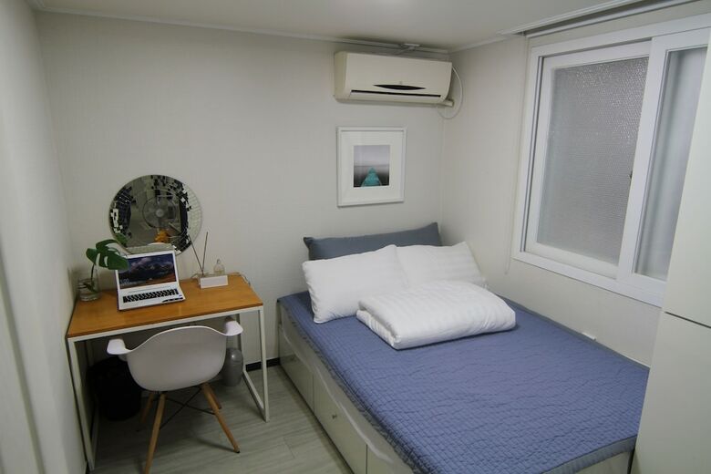 Hostal Mathilda The Guest House - Hostel