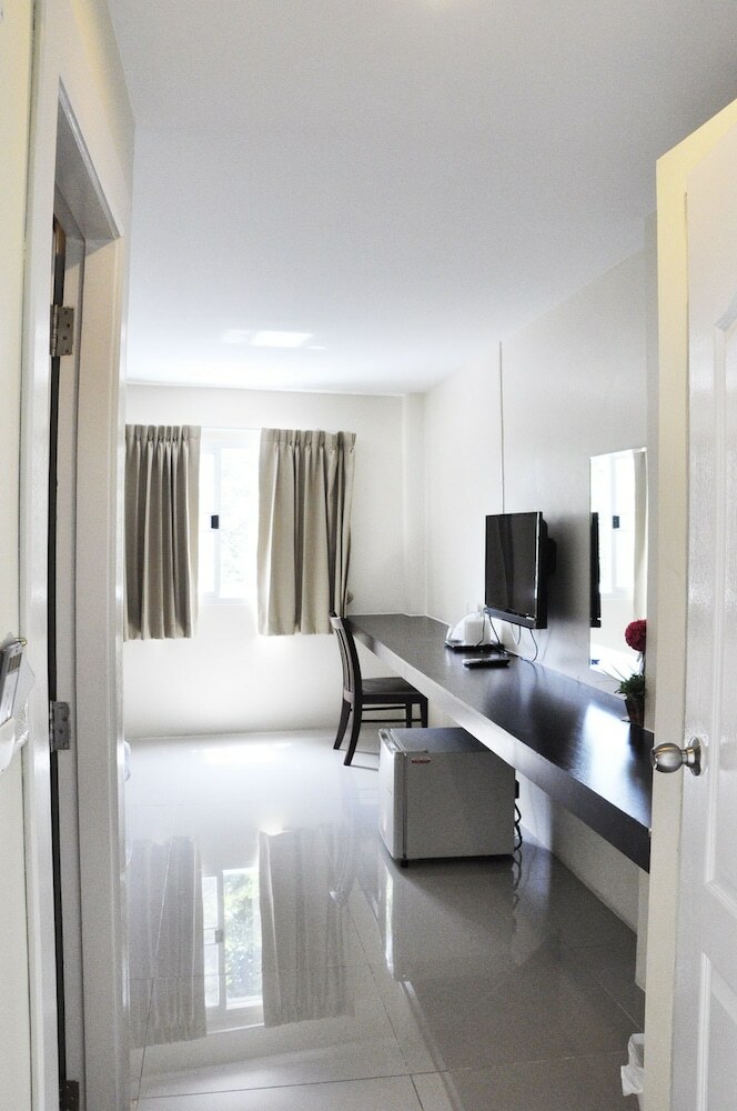 Hotel Pova Residence And Boutiques Resort