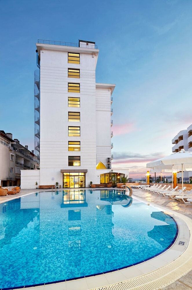 Ayvalik Cinar Hotel