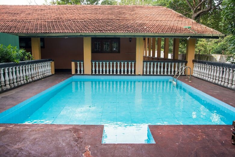 Hotel Goldi Villa