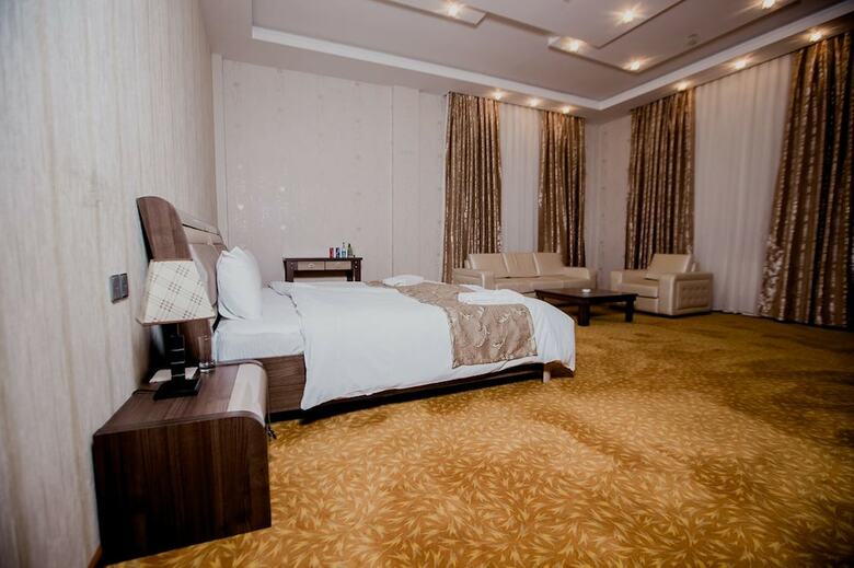 Travel Hotel