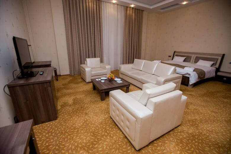 Travel Hotel