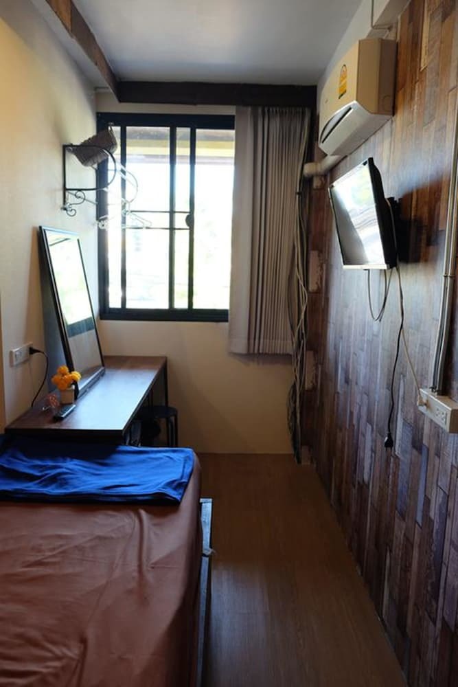 Hostal Mojo House
