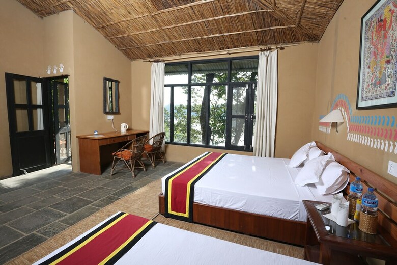 Jungle Villa Resort