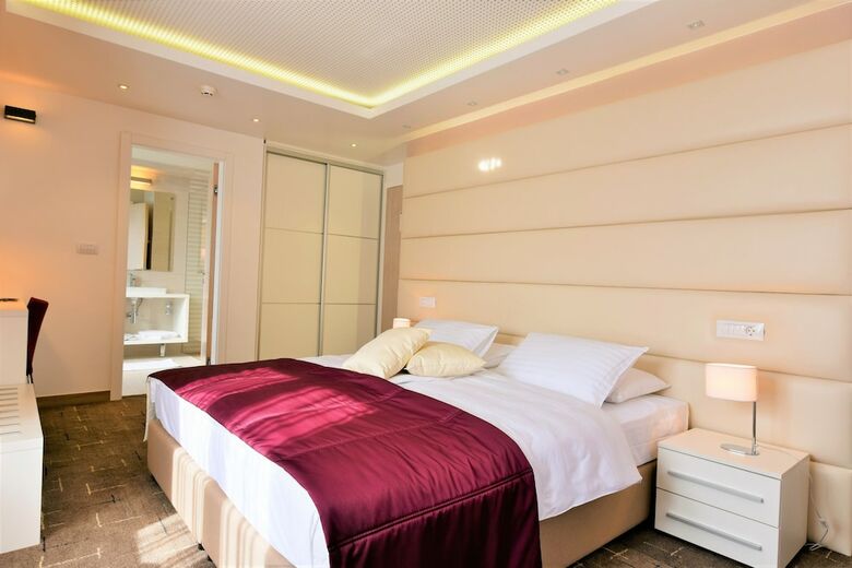 Hotel City One Diamond