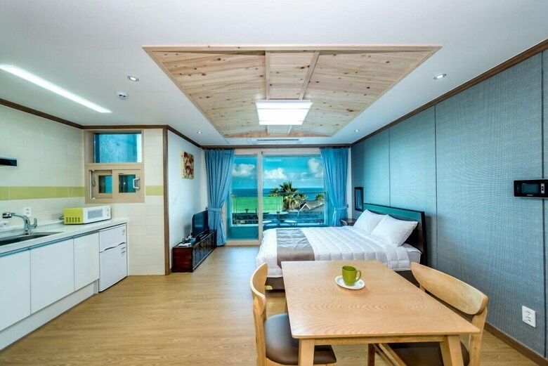 Sea & Wave Pension