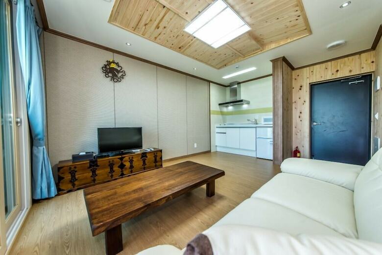 Sea & Wave Pension