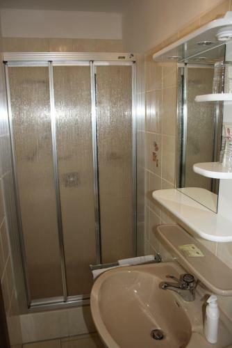 Hostal Landgasthof Drei Linden