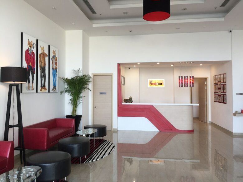 Red Fox Hotel Sec 60 Gurugram