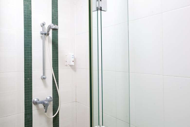 Hotel Reddoorz Near Padjajaran University 2