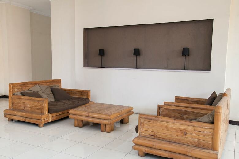 Hotel Reddoorz Near Gubeng Station