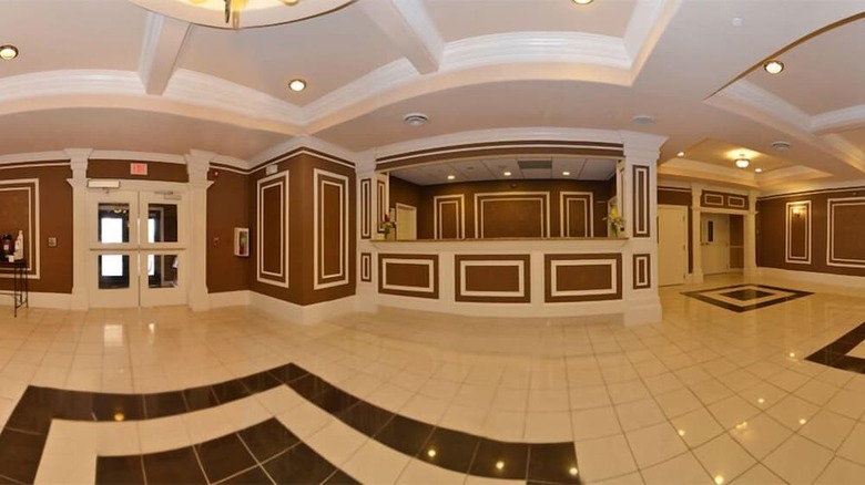 Hotel Comfort Inn & Suites Plattsburgh - Morrisonville