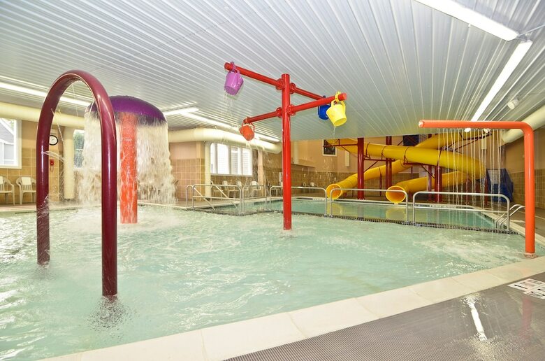 Hotel Comfort Inn & Suites Plattsburgh - Morrisonville