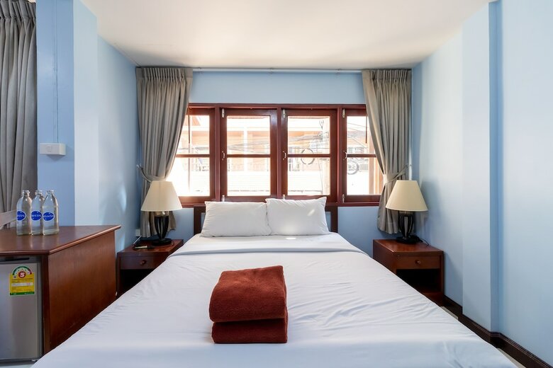 Thipurai Beach Hotel Annex