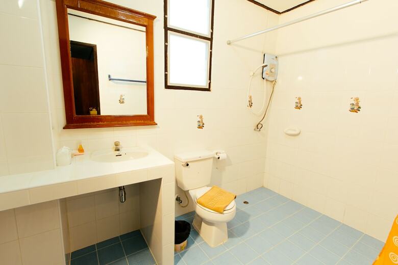 Thipurai Beach Hotel Annex
