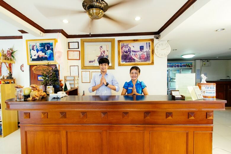 Thipurai Beach Hotel Annex