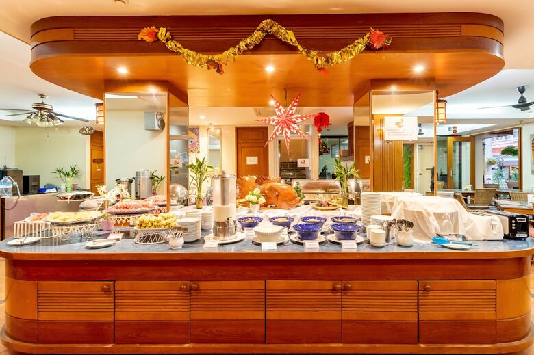 Thipurai Beach Hotel Annex