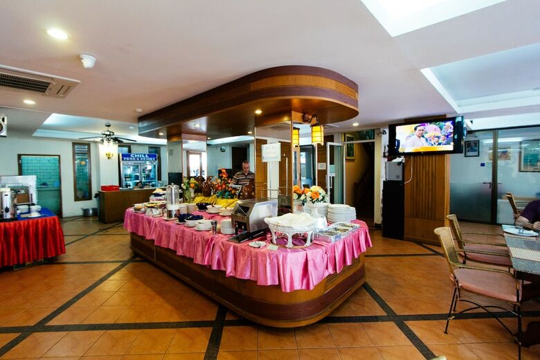 Thipurai Beach Hotel Annex