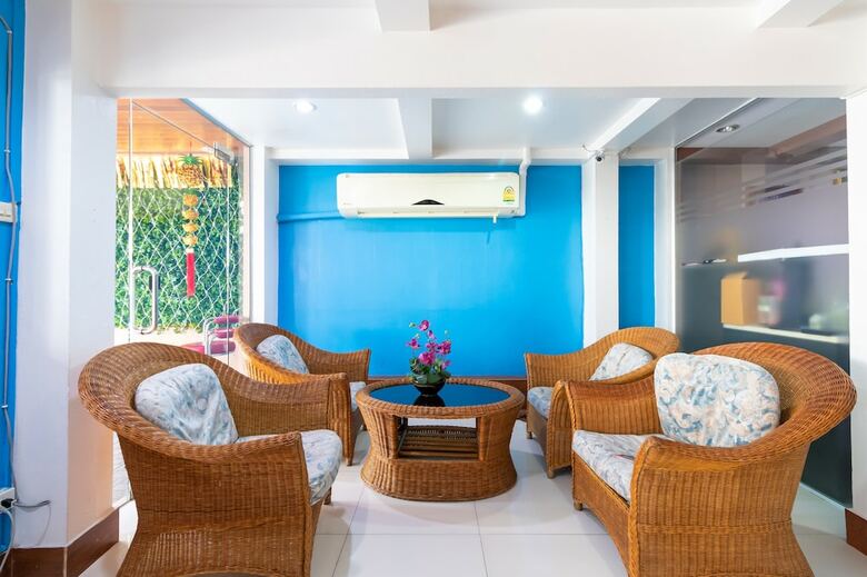 Thipurai Beach Hotel Annex