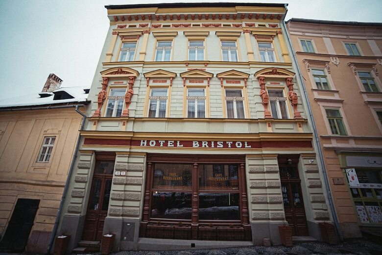 Hotel Bristol